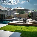 Western Premier Le Chapitre And Hotel