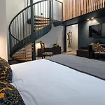 Hotel Western Premier Le Chapitre And