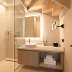 Western Premier Le Chapitre And 4*