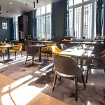 Western Premier Le Chapitre And 4*