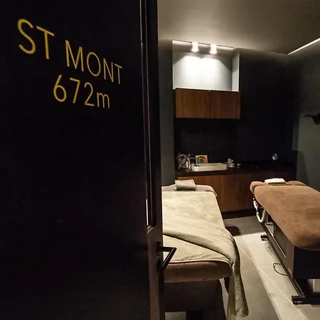 Hotel Western Premier Le Chapitre And