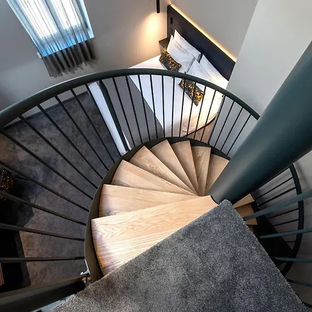 Western Premier Le Chapitre And מלון 4*