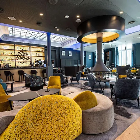 Hotel Western Premier Le Chapitre And