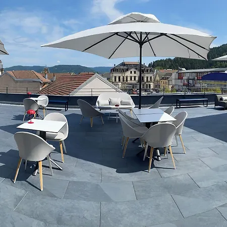 Western Premier Le Chapitre And רמירמון