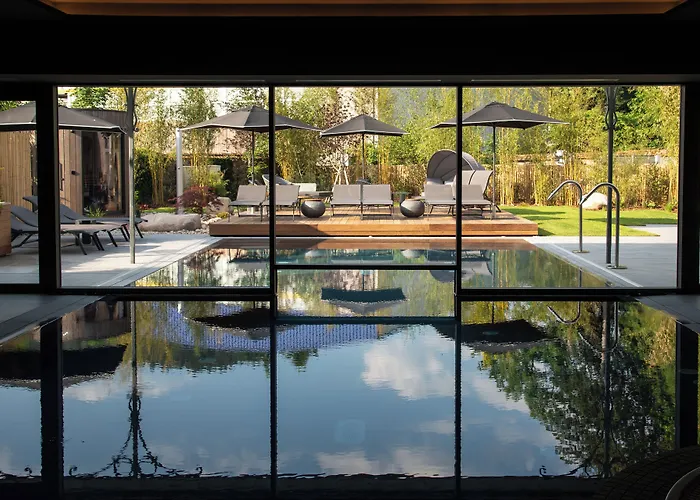 Western Premier Le Chapitre Hotel&spa Hotel 4*