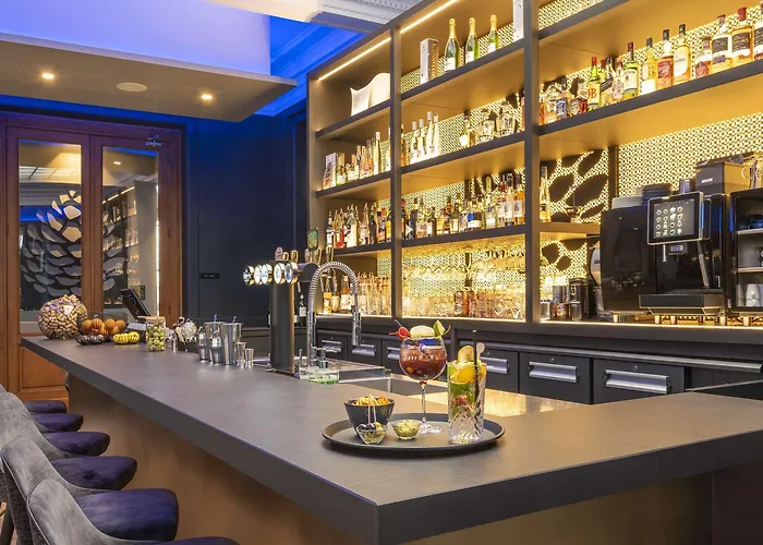 Western Premier Le Chapitre Hotel&spa Hotel 4*